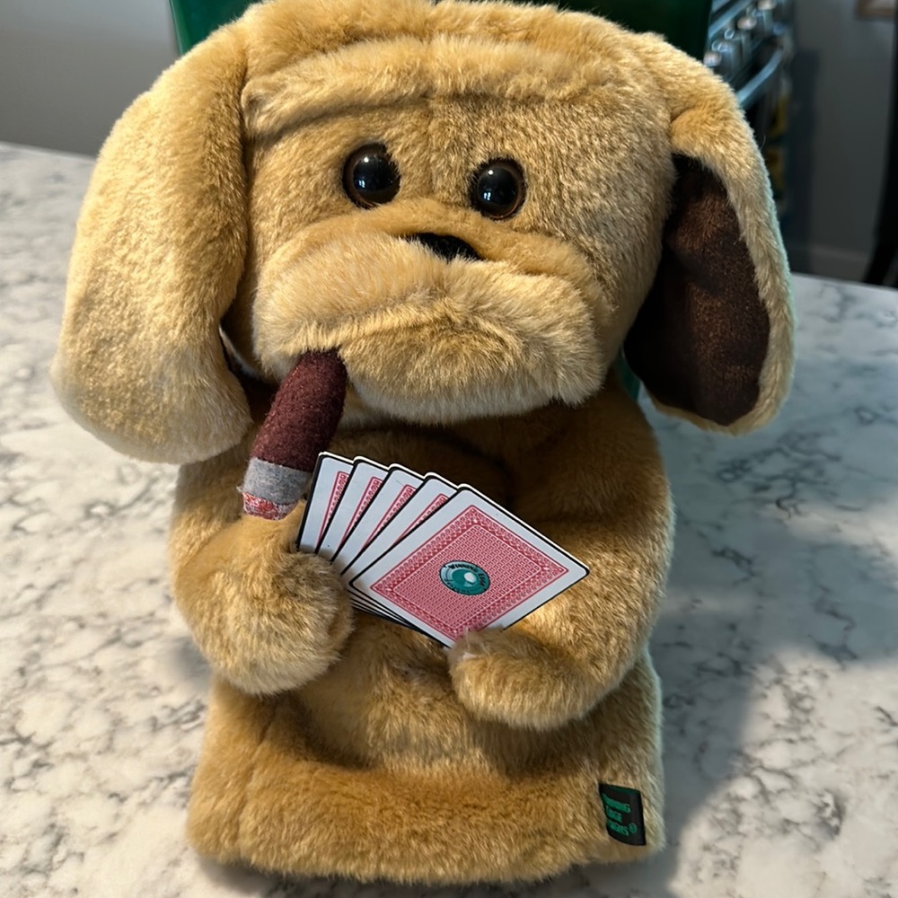 Winning Edge Designs Poker Playing Hound Zack Golf Club Cover